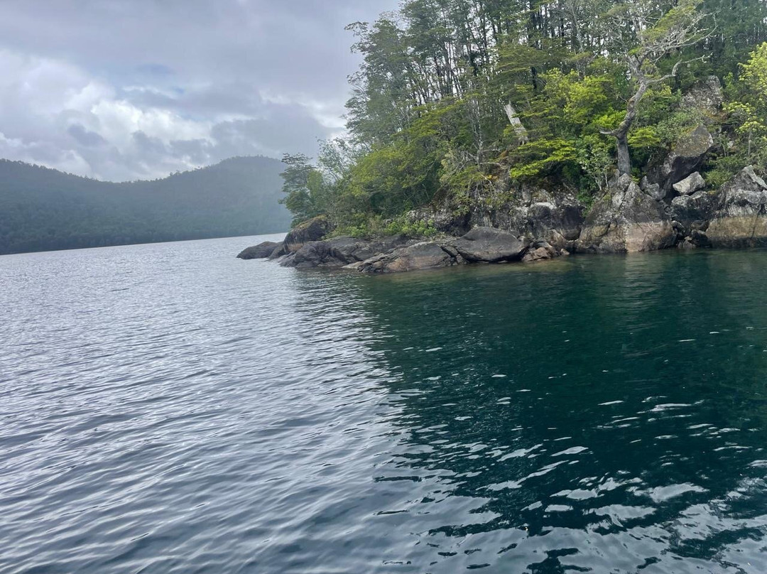 Lago Pirehueico-Puerto Fuy必去景点