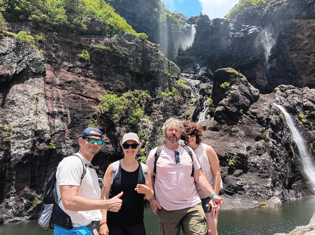 7 Waterfalls Hike/half Day