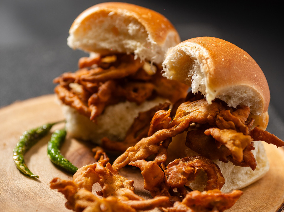 Vada Pav Mirchi by Geeta