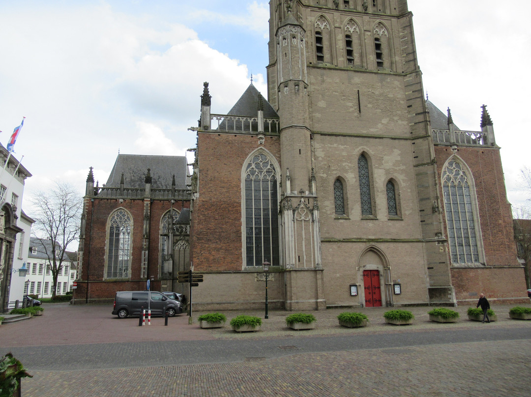 Rijksmonument Walburgiskerk Zutphen-Zutphen必去景点