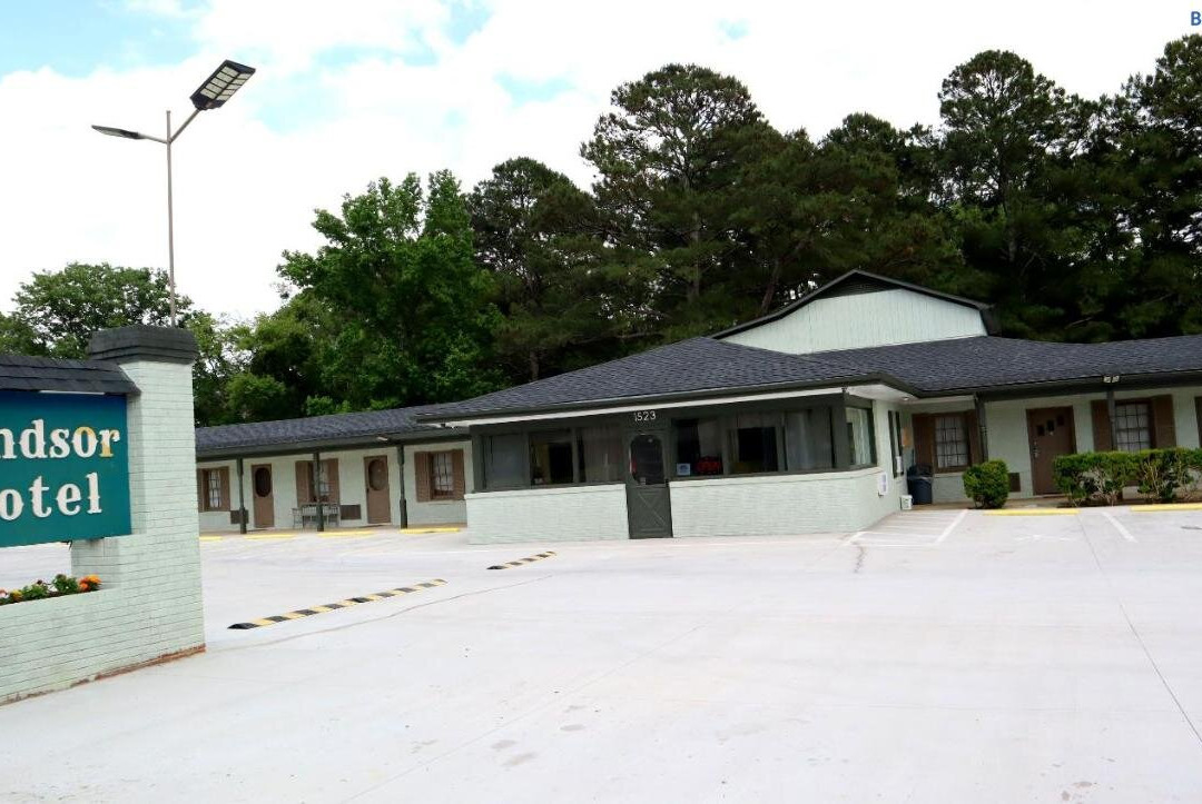 Windsor Motel