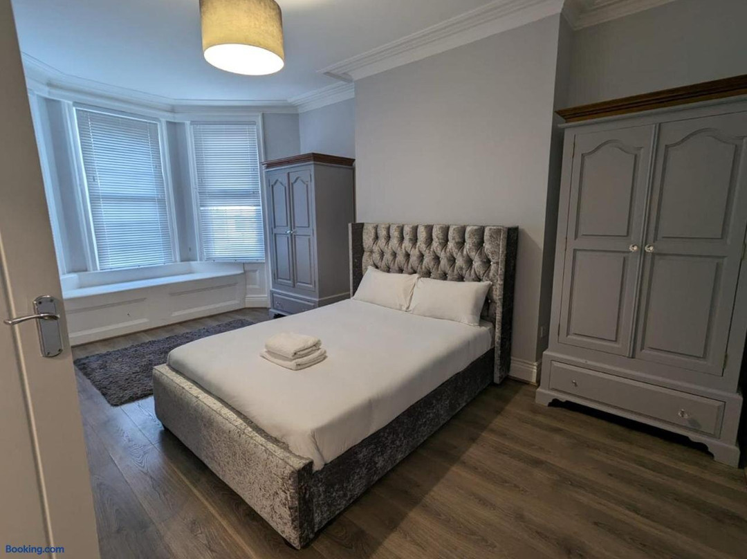 West Park 2 Bed Apartments