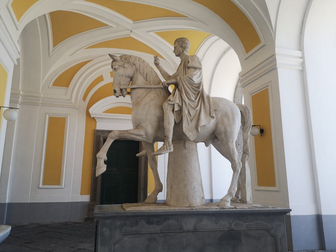 Reggia di Portici Herculanense Museum-Portici必去景点