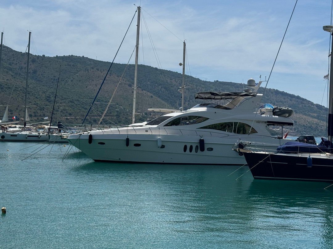 Family Luxury Yachting-Kontokali必去景点