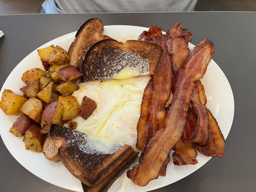 Eggs Up Grill