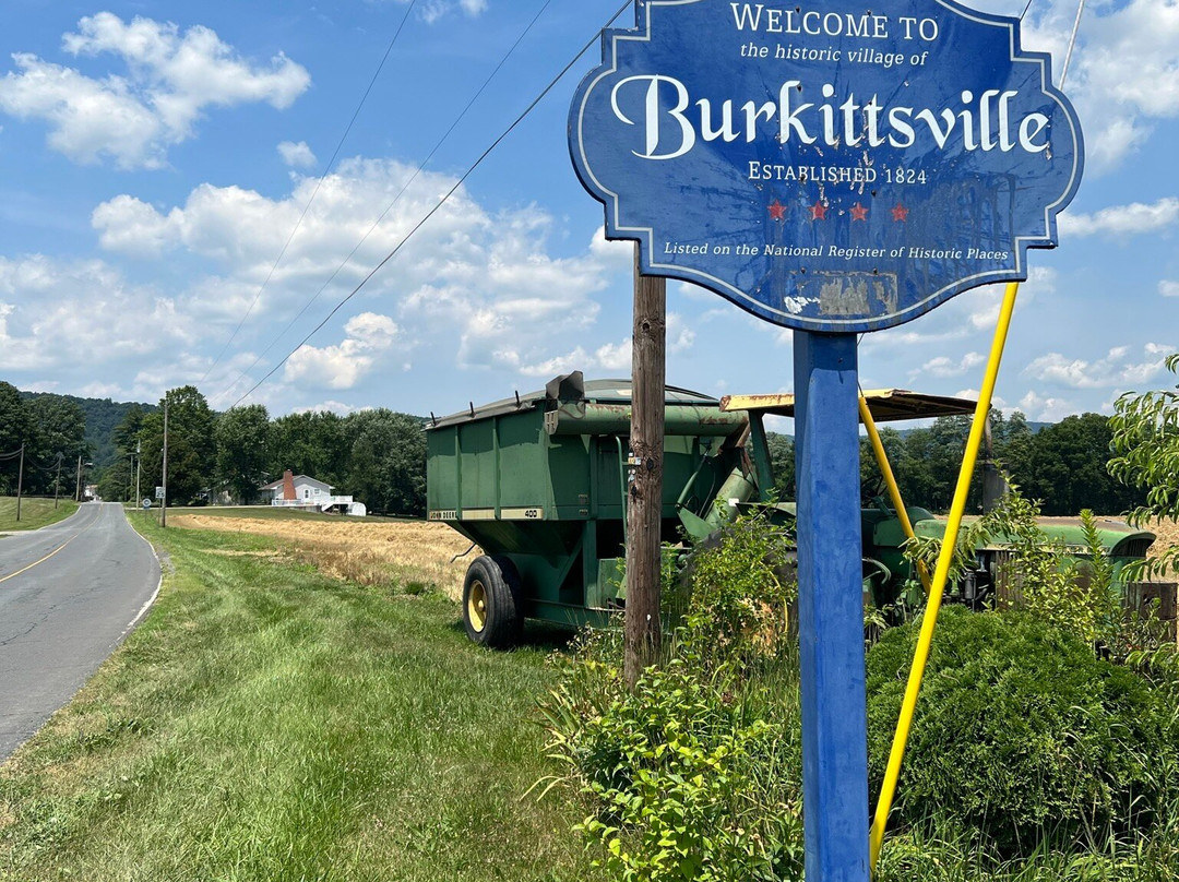 Burkittsville Union Cemetery-Burkittsville必去景点