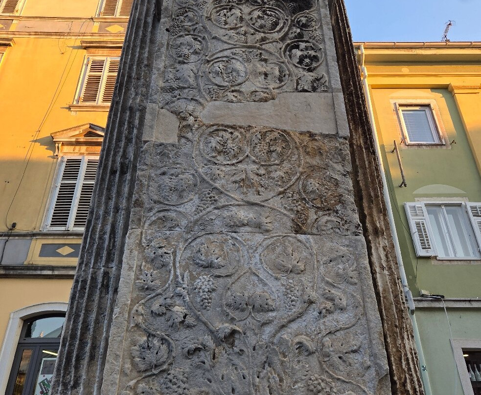 Arco dei Sergi-普拉必去景点
