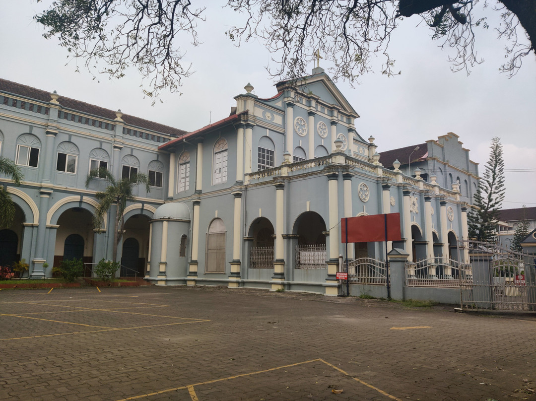 St. Aloysius Chapel-芒加罗必去景点