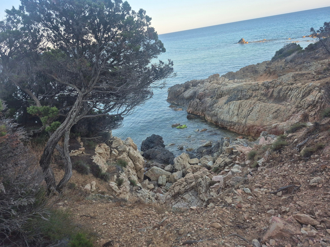 Spiaggia del Morto-Domus de Maria必去景点