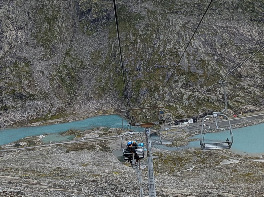 Guided glacier walk-Hjelledalen必去景点