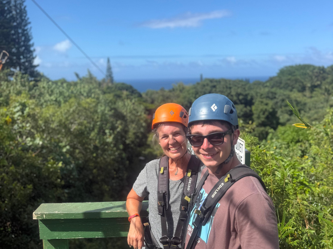 Jungle Zipline Maui-海库必去景点