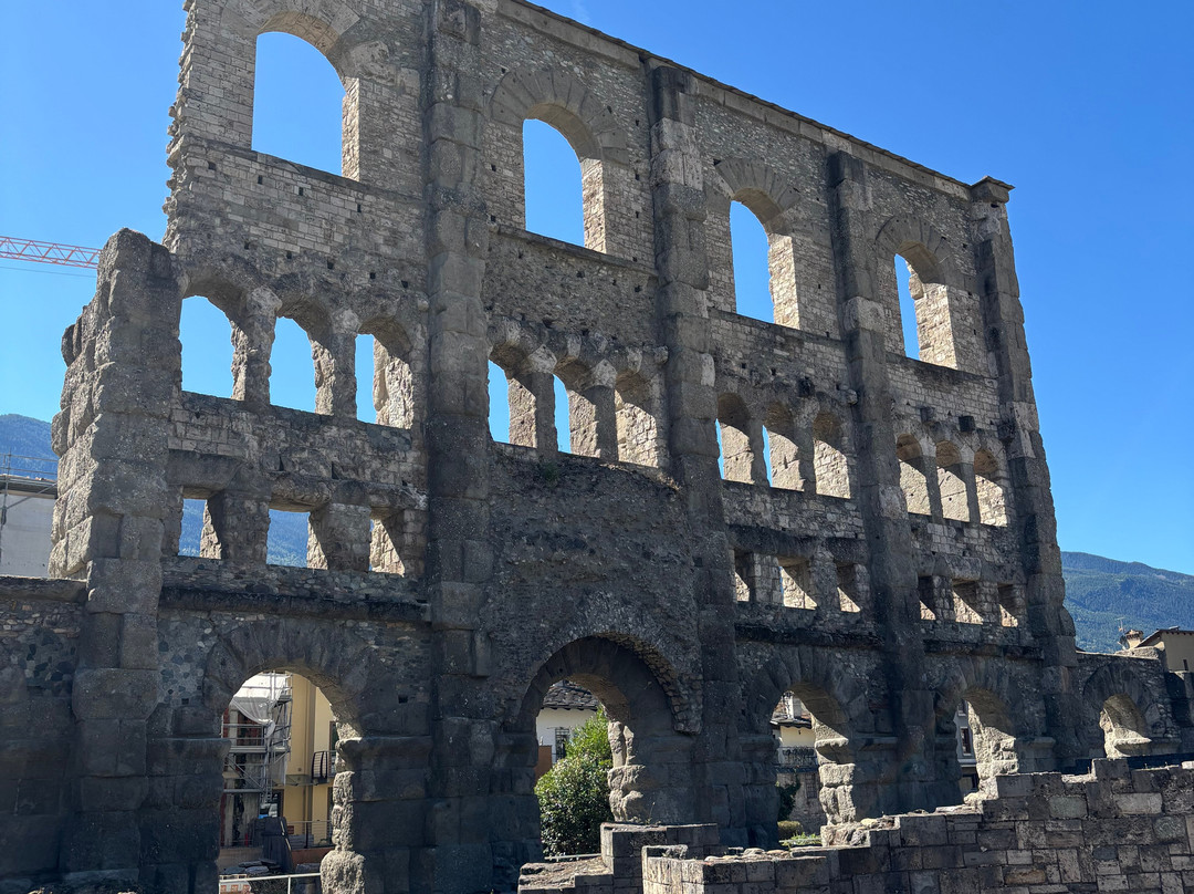 Teatro Romano-奥斯塔必去景点