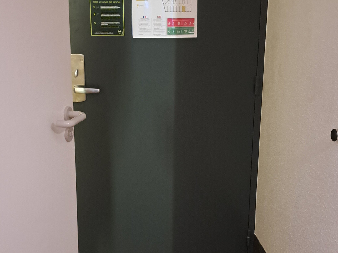 B&B酒店 里尔鲁贝城市校园火车站主图