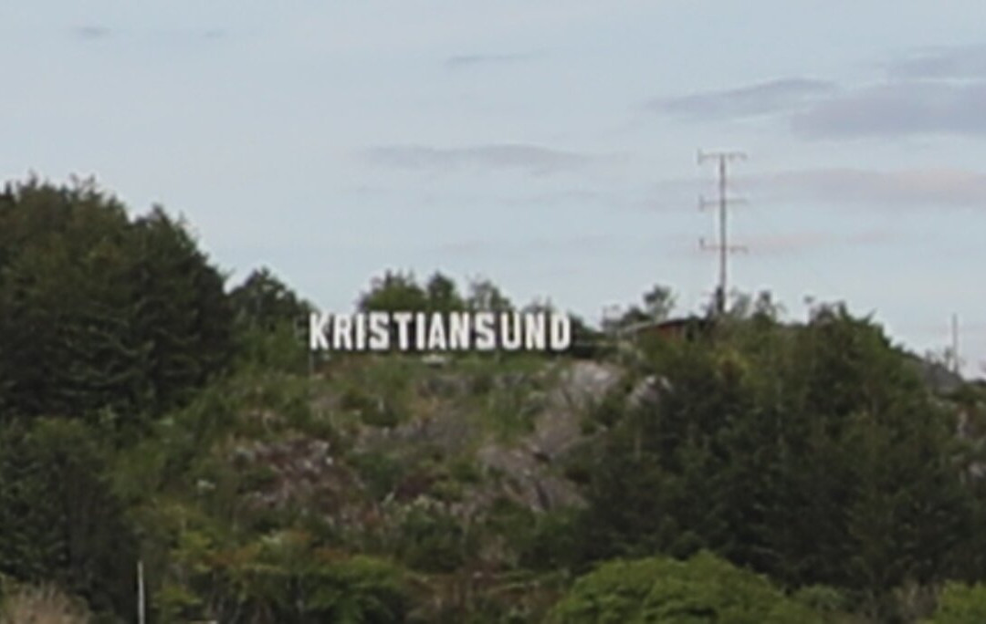 Kristiansunds Hollywood-skilt-克里斯蒂安松必去景点