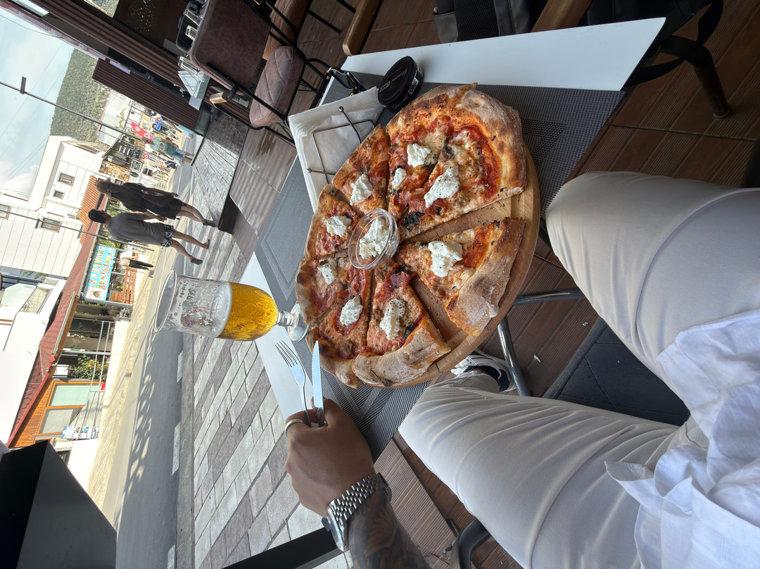 Ristorante Italiano L'arte Della Pizza 2