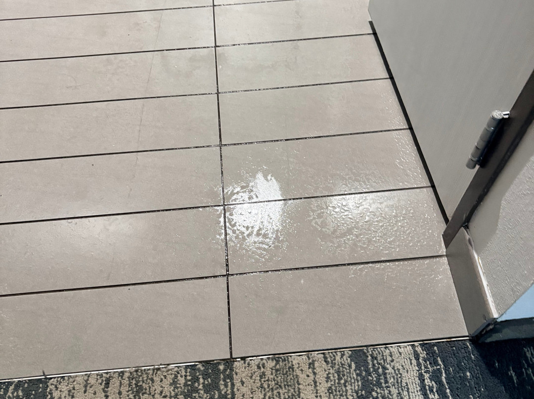 湖城拉昆塔温德姆套房酒店主图