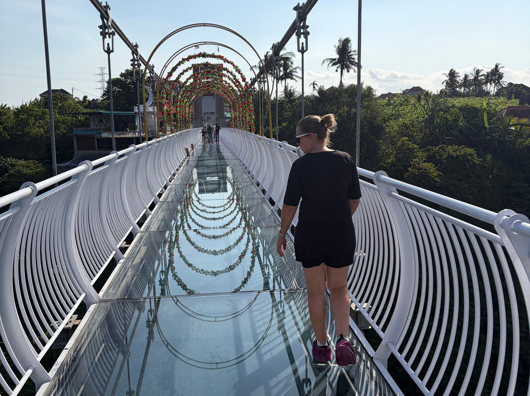 Glass Bridge Bali-Kemenuh必去景点