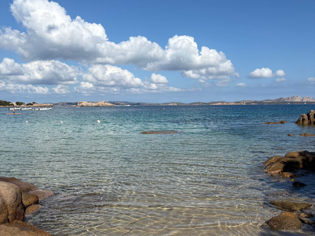 Spiaggia libera Baja Sardinia