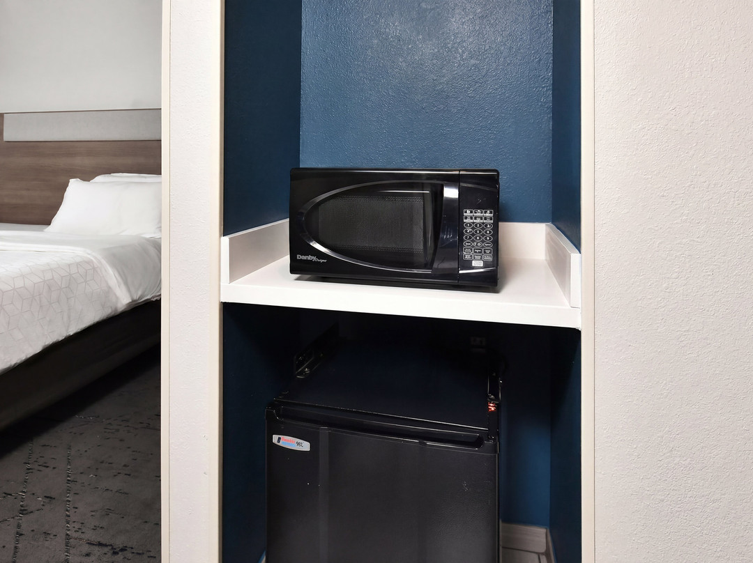 Holiday Inn Express 里士满西北的I - 64主图