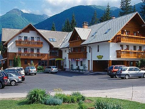 Upper Carniola Region酒店住宿-Art Hotel Kristal
