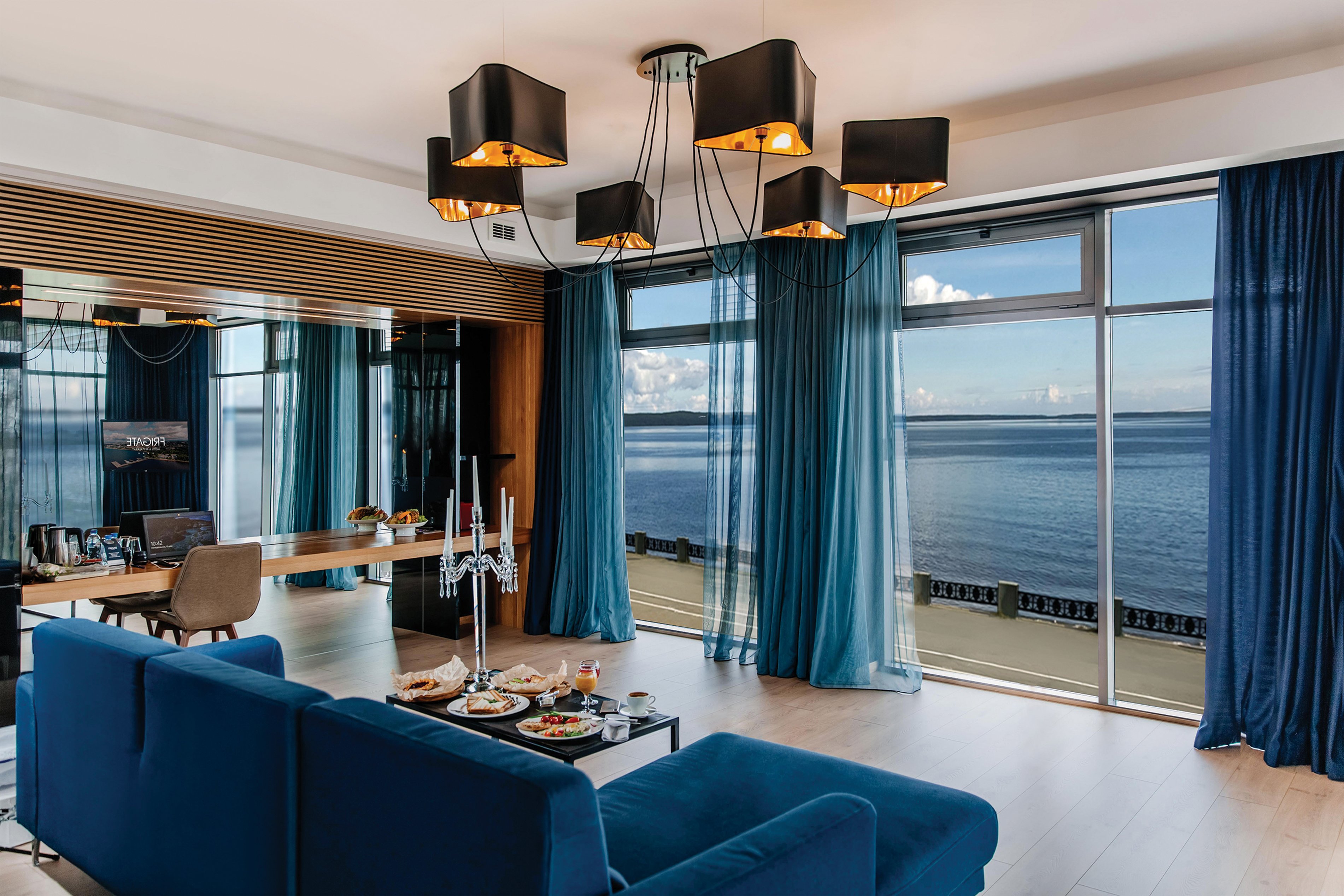 Frigate Hotel-官方