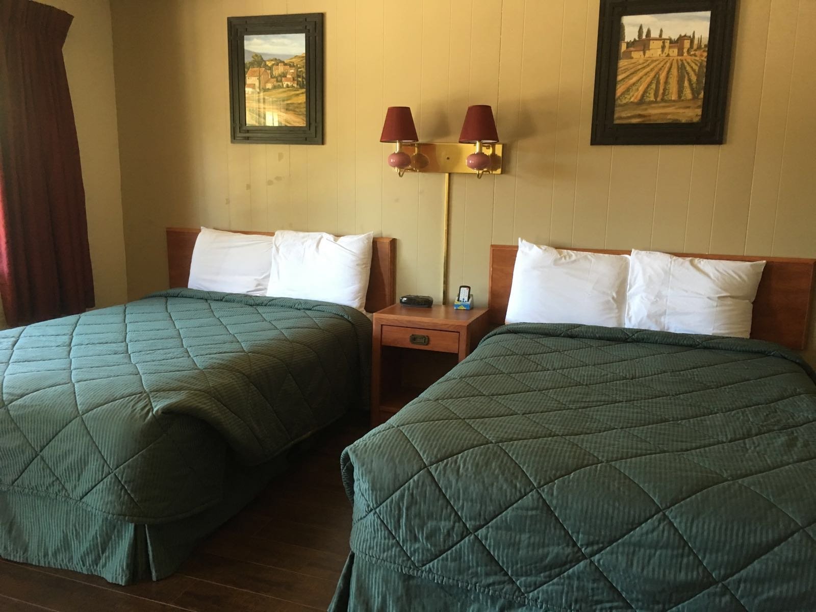 Colfax Motor Lodge-官方