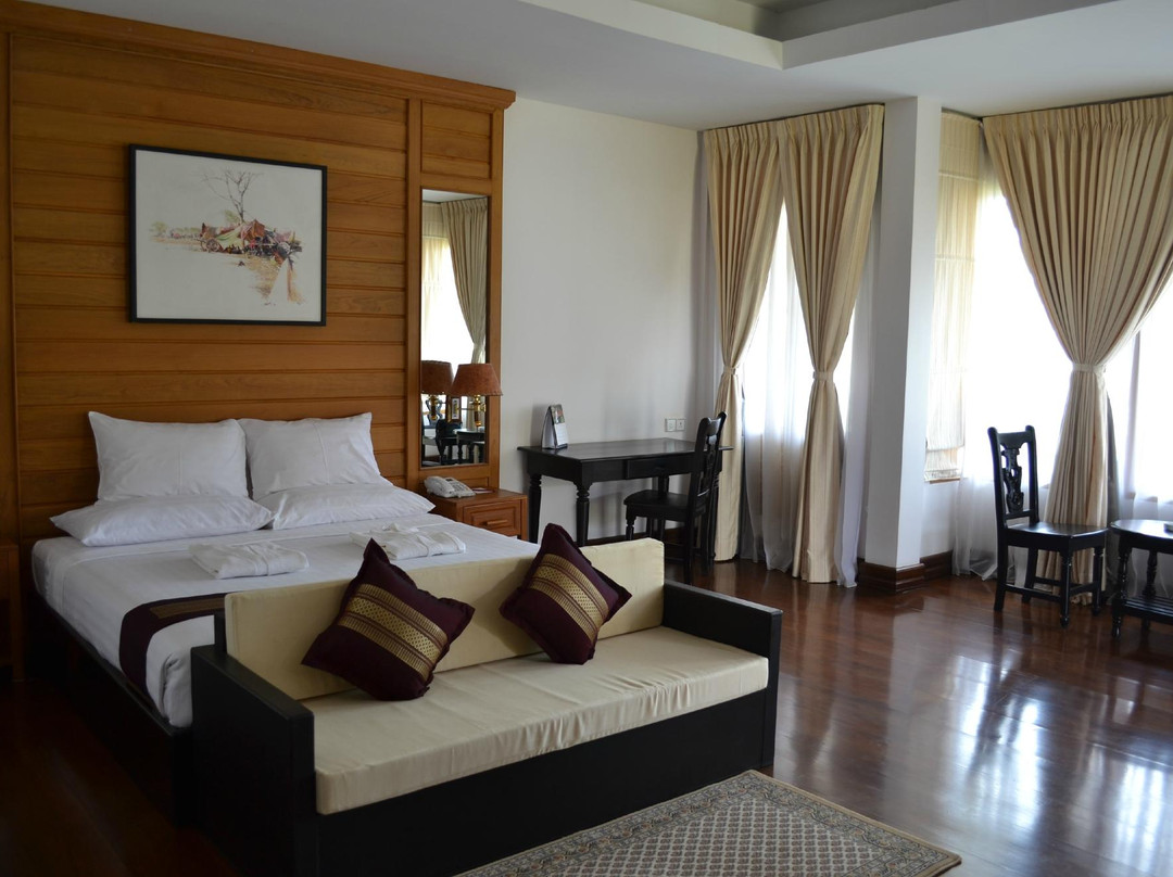 Nan Waddy Hotel