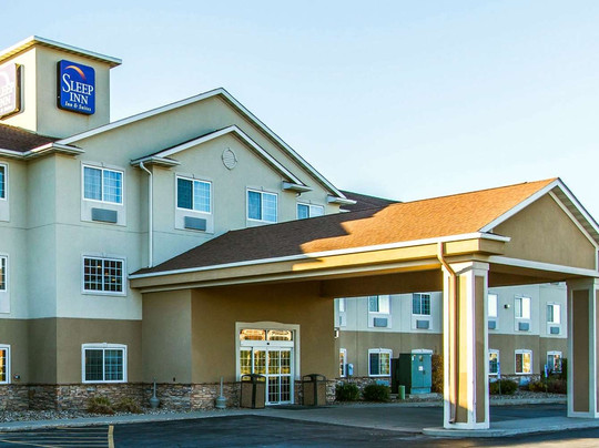 Sleep Inn & Suites主图