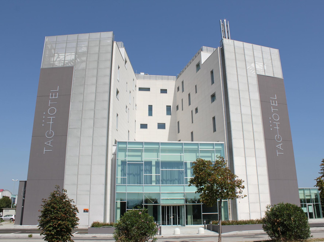 Tag Hotel