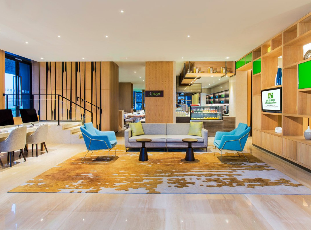 南京上秦淮套房假日酒店主图