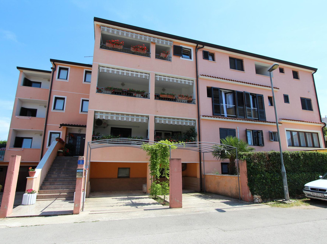 Rooms/Apartments ROMANO