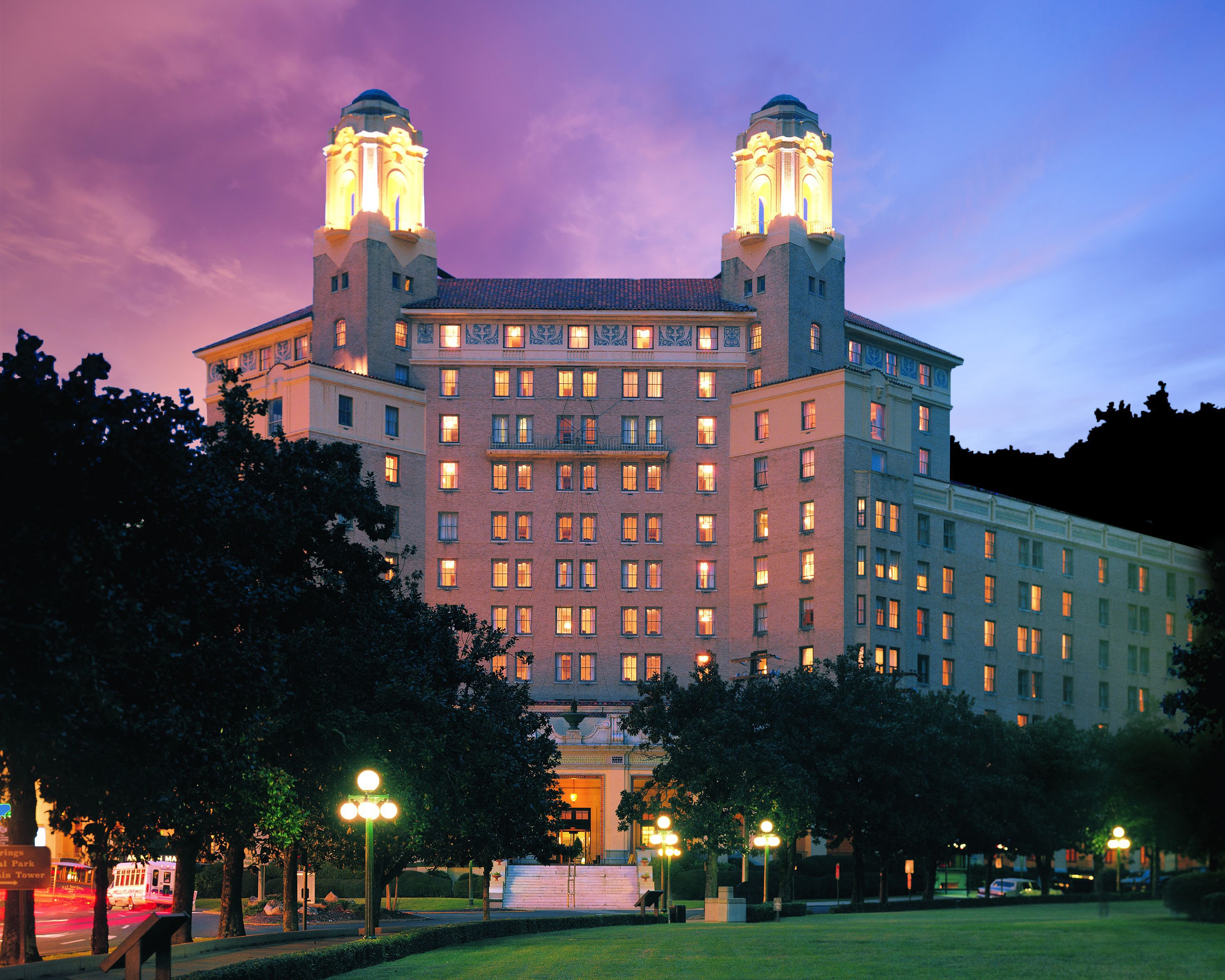 Arlington Resort Hotel & Spa-官方