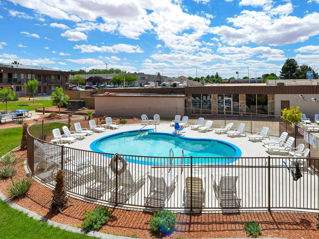 佩奇罗德威旅馆主图