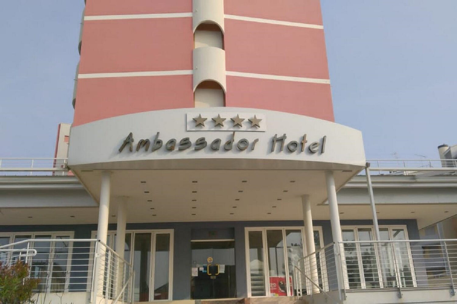 Hotel Ambassador-官方