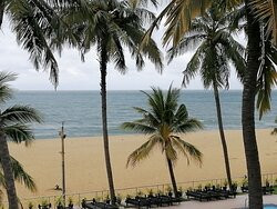 卡默洛海滩酒店主图