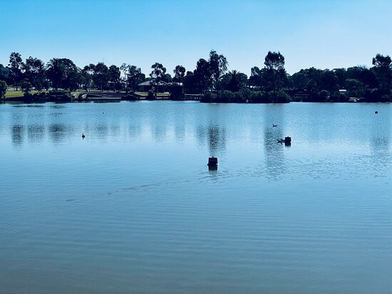 Lake Tom Thumb景点图片
