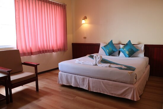 Chumphon Palace Hotel主图