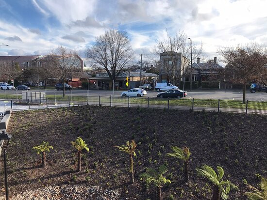 Quest Ballarat Station主图