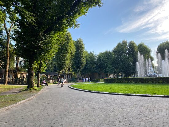 Stryisky Park-利沃夫必去景点