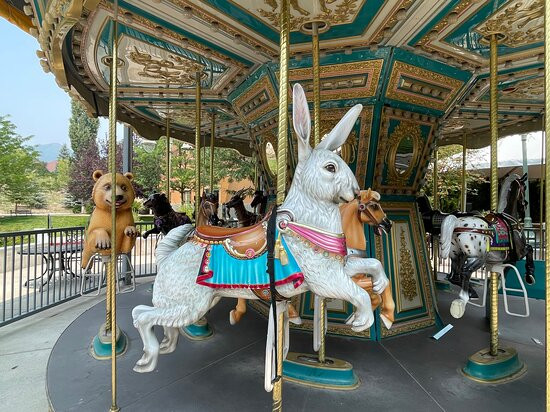 采尔马特度假酒店主图