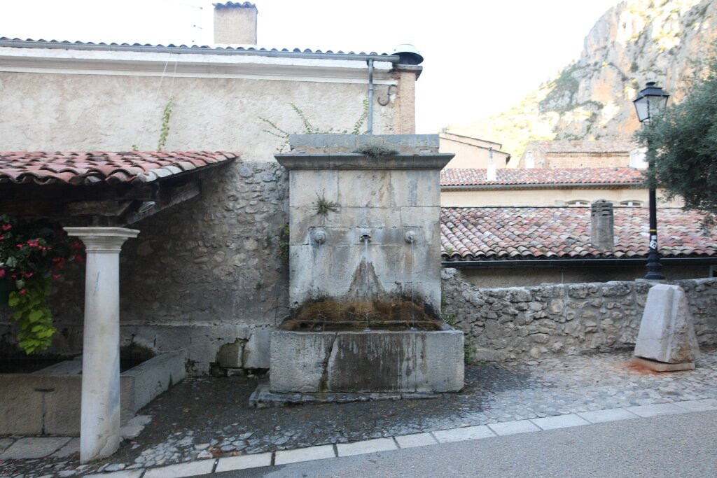 Fontaine Le Lavoir景点图片