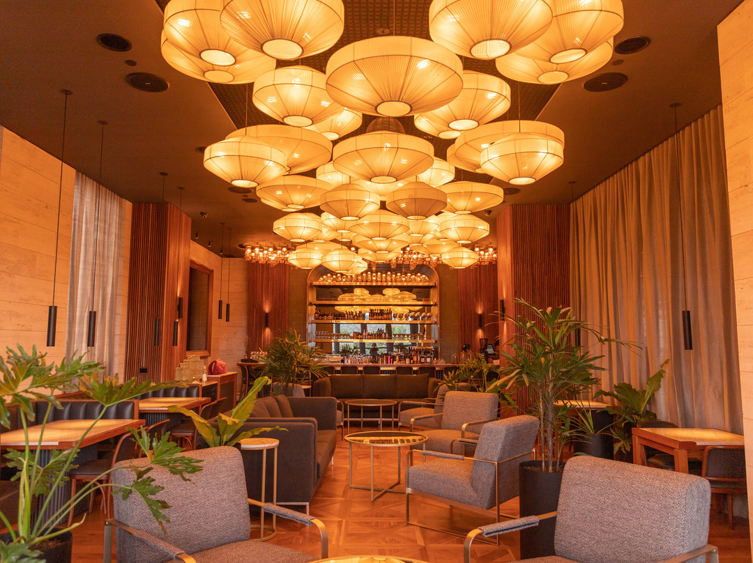 Sabine Bistró & Lounge