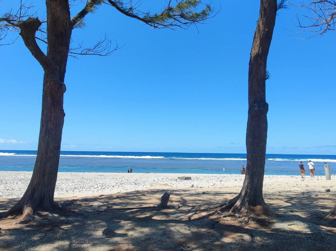 Plage De Saint-pierre景点图片