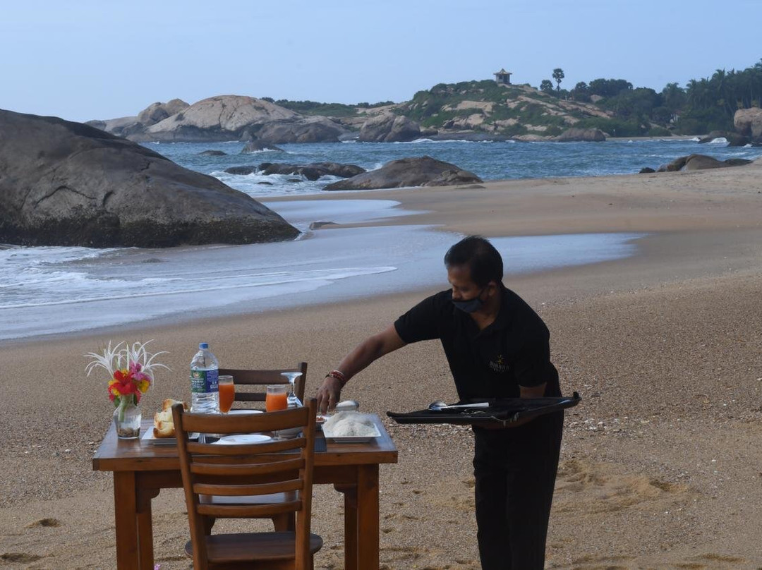 妮卡拉亚拉海滩-斯里兰卡度假村主图