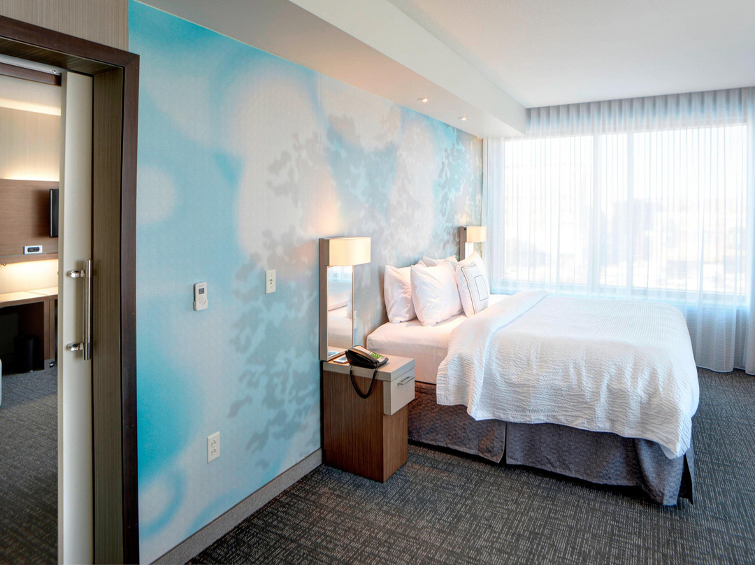 Courtyard by Marriott Muncie at Horizon Convention Center主图