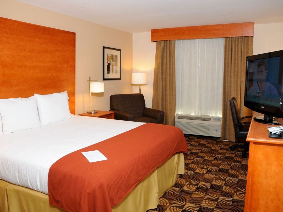 Holiday Inn Express & Suites Bainbridge by IHG主图