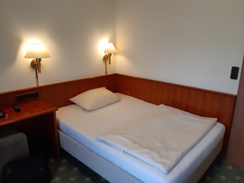 古登斯范斯TOP酒店主图