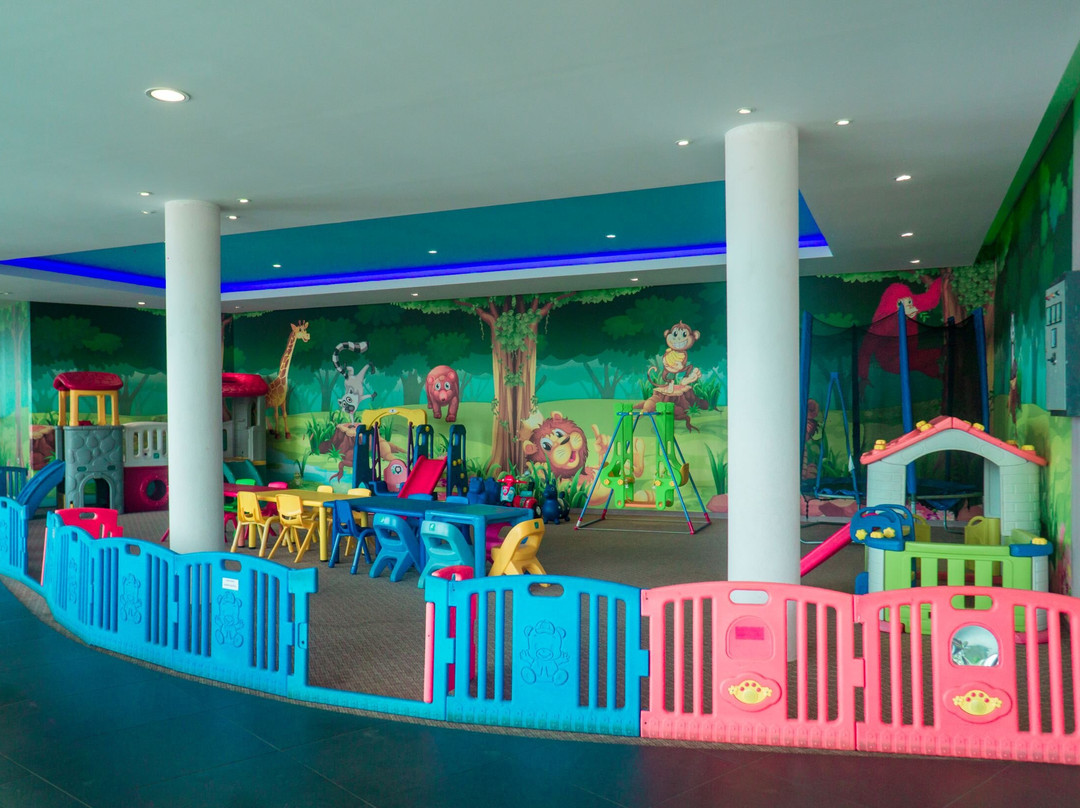 Susan Spa Resort主图