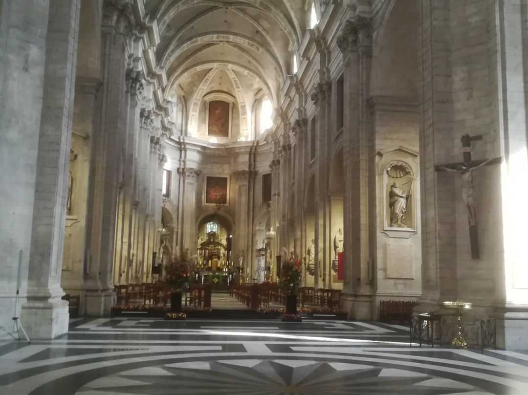 Onze-lieve-vrouw Sint-pieterskerk-根特必去景点