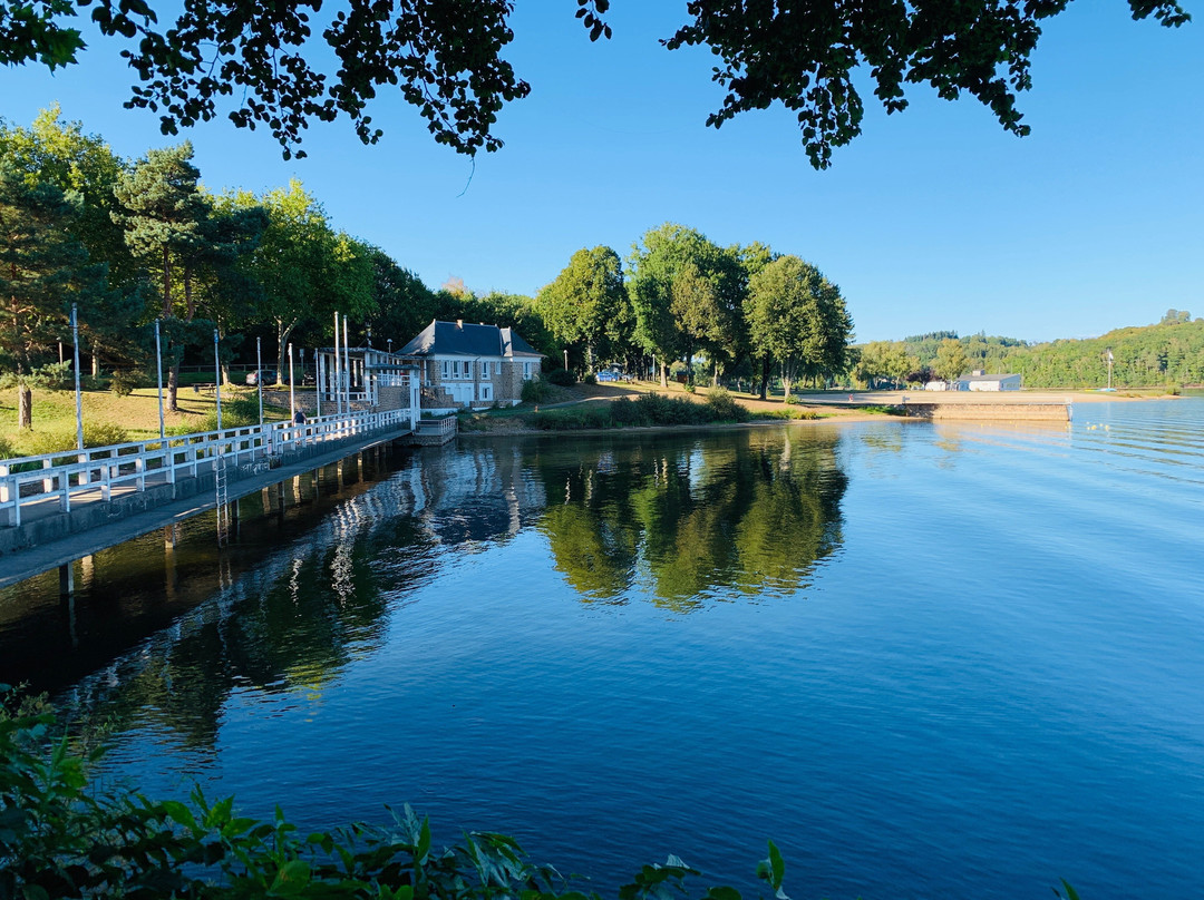 Lac de la Triouzoune-Neuvic必去景点